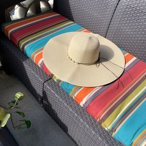 Women’s BEACH HAT